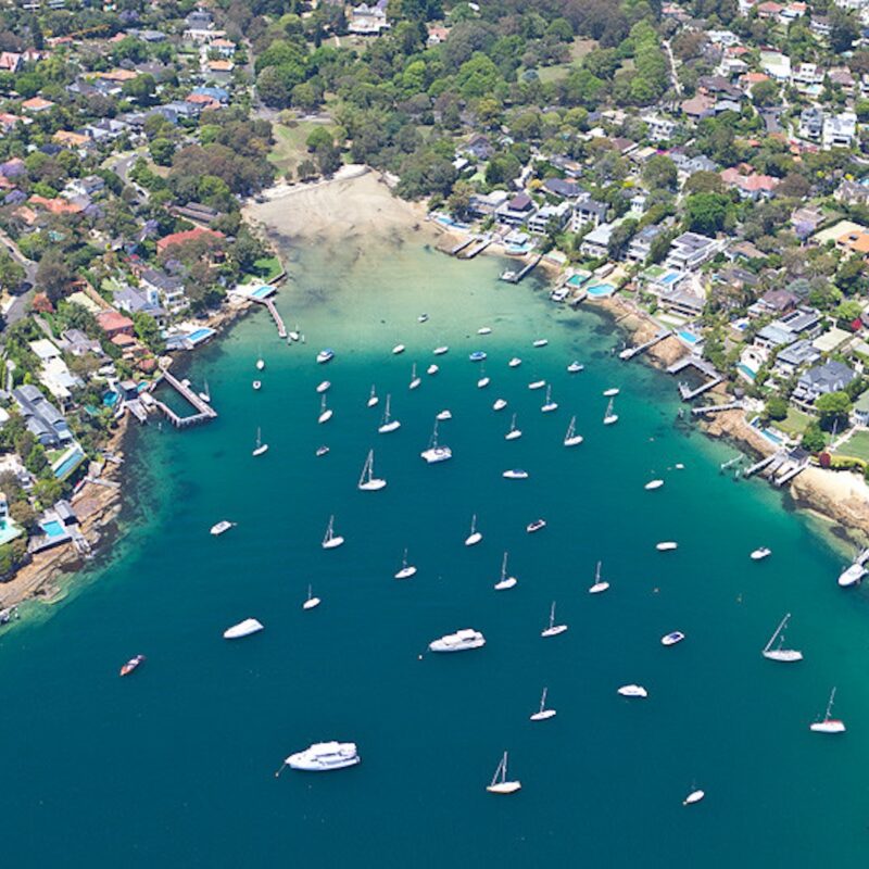 Buyer analysing guide price when purchasing property in Sydney