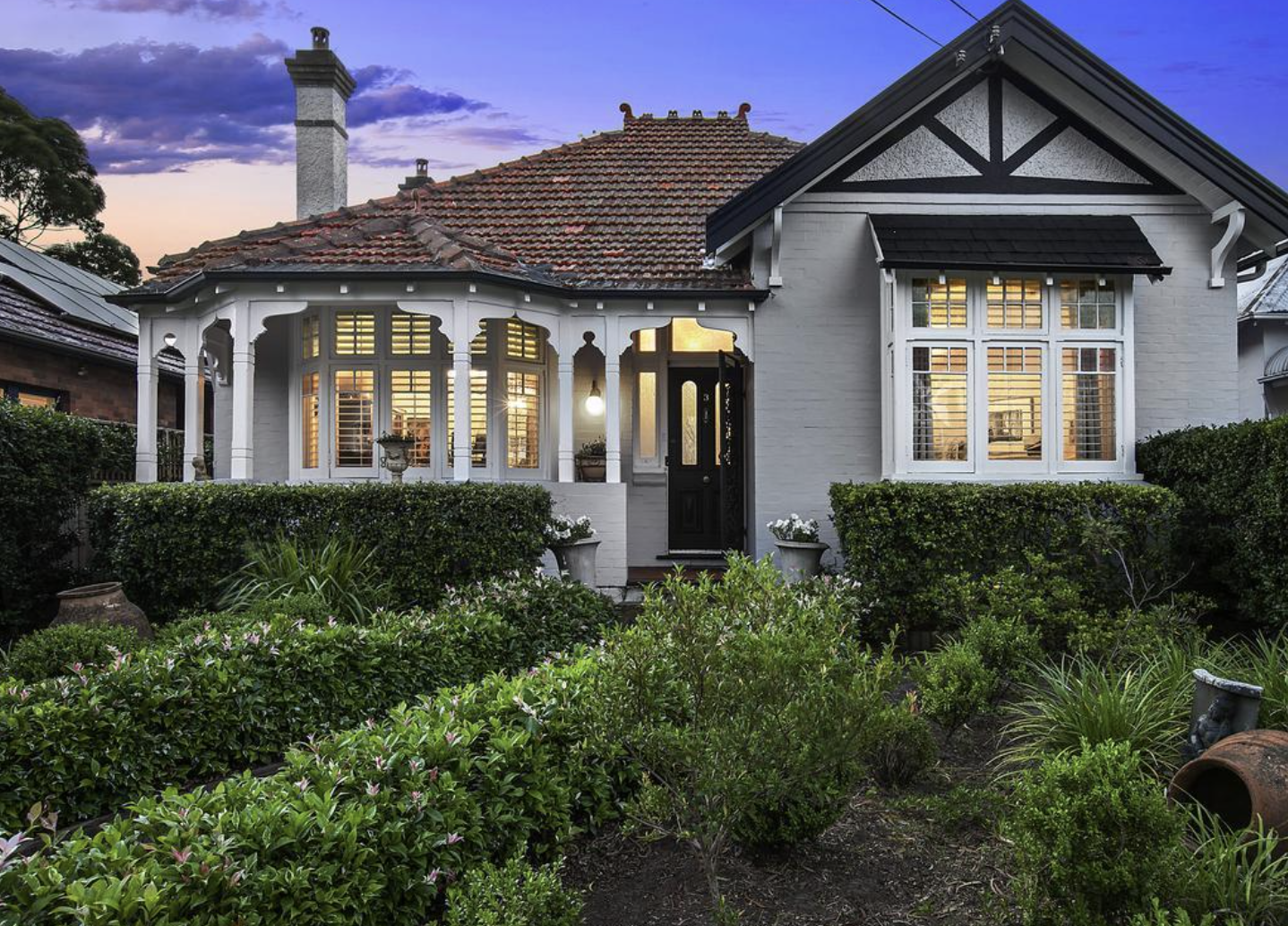 Should You Buy Now or Wait for Sydney Property Prices to Fall Further?